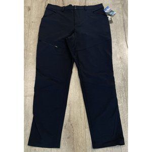 Duluth Trading Company Women's AKHG Roadless Slim Leg Pant NWT Size 14 Short Bla